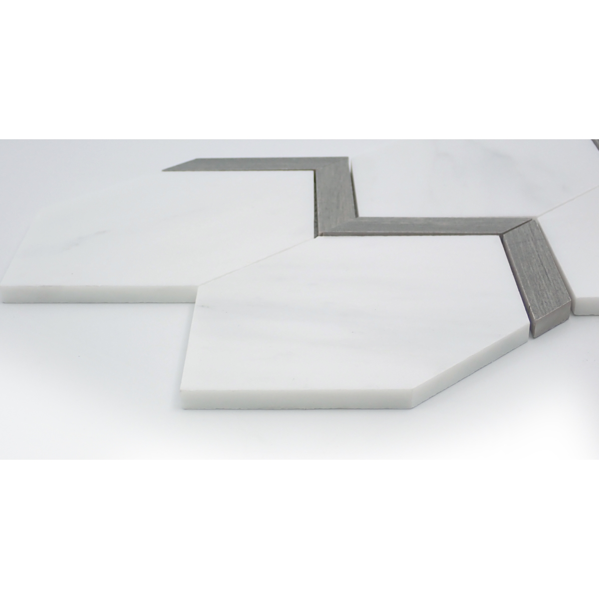 Intrigue Picket Polished Matte Mosaic